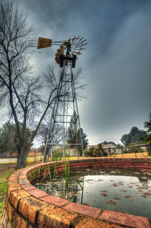 Ancient Windmill Guesthouse And Conference Venue ベノニ エクステリア 写真